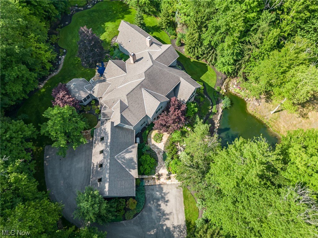 Custom Home On 3 Rolling Acres Where Nothing Has In Novelty, Oh, United