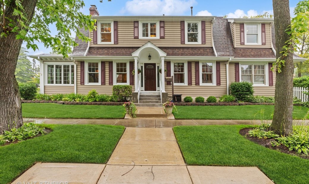 Beautiful Dutch Colonial Home In Park Ridge, Il, United States For Sale