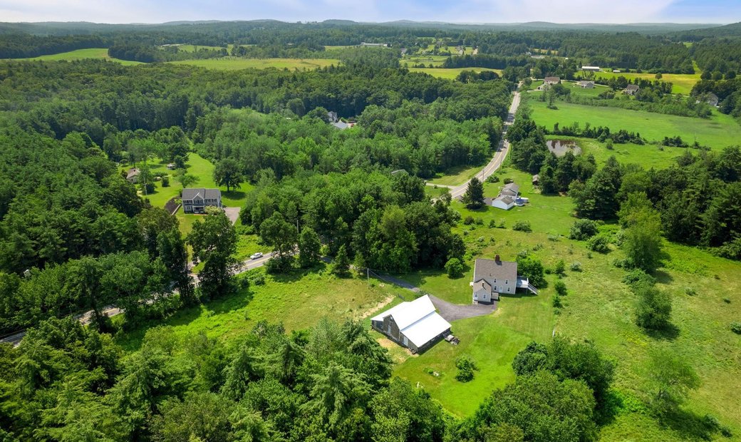 Rare 70 Acre Farmhouse Opportunity In East Kingston, Nh, United States ...