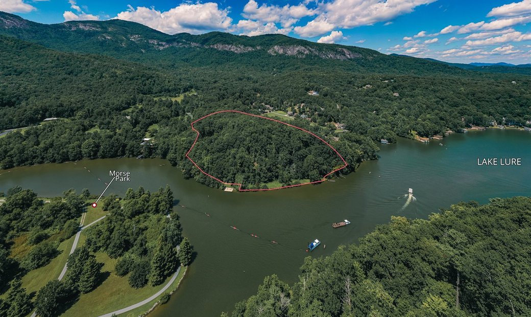 Rare Lakefront Hickory Gem In Lake Lure, Nc, United States For