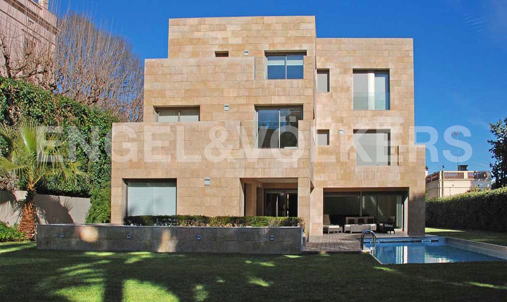 Spectacular And Design House In Pedralbes In Barcelona, Catalonia