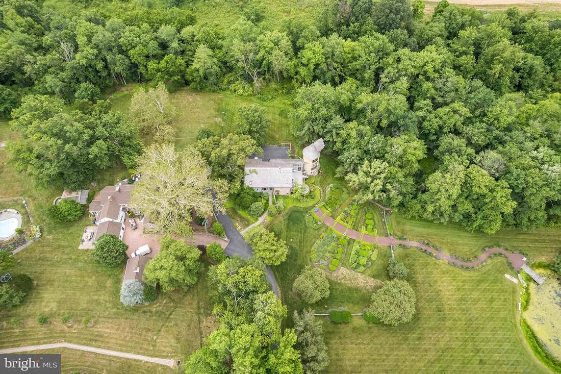 Stunning Stone Bank Barn Estate On 6 Acres In In Blue Bell, Pa, United