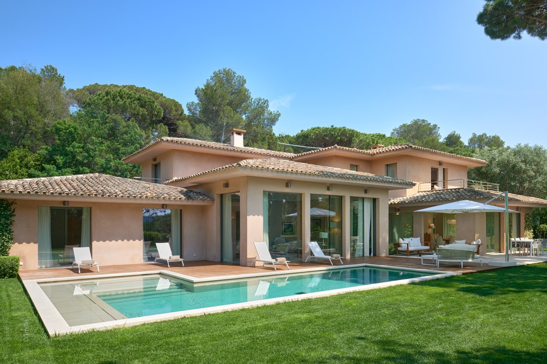 Luxury Villa Facing The Sea In Saint Tropez, Provence Alpes Côte D'azur