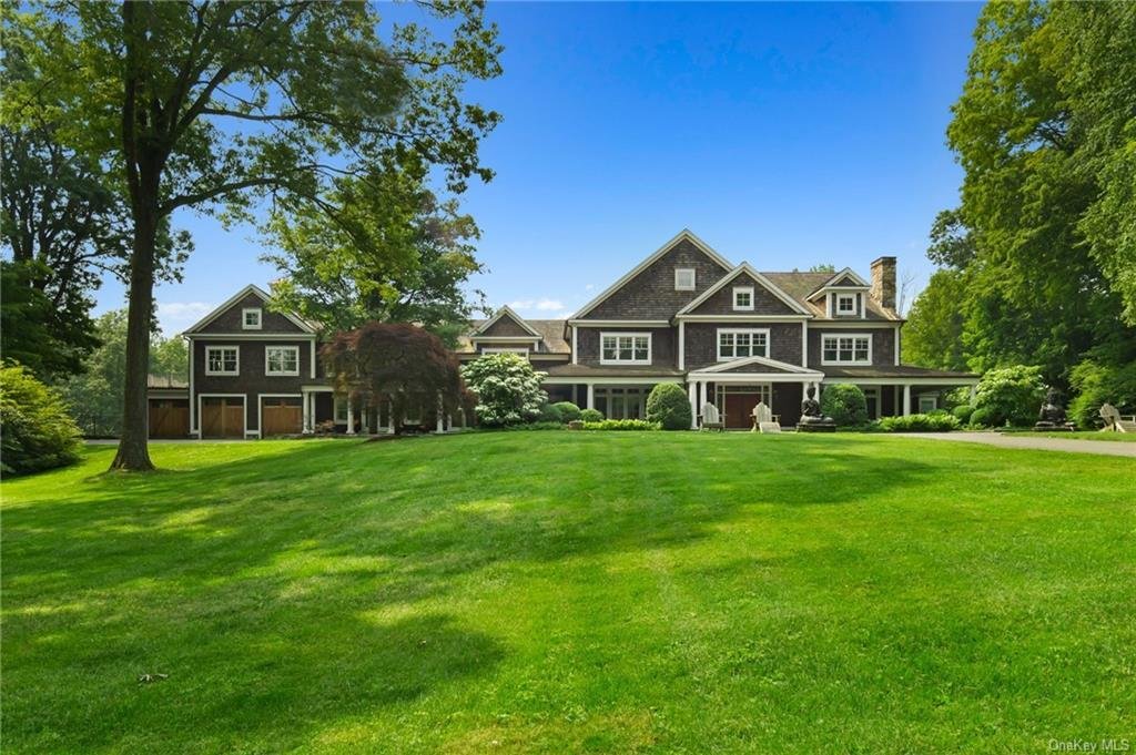 Captivating Gated Family Estate Offering In Katonah, New York, United States For Sale (13212434)