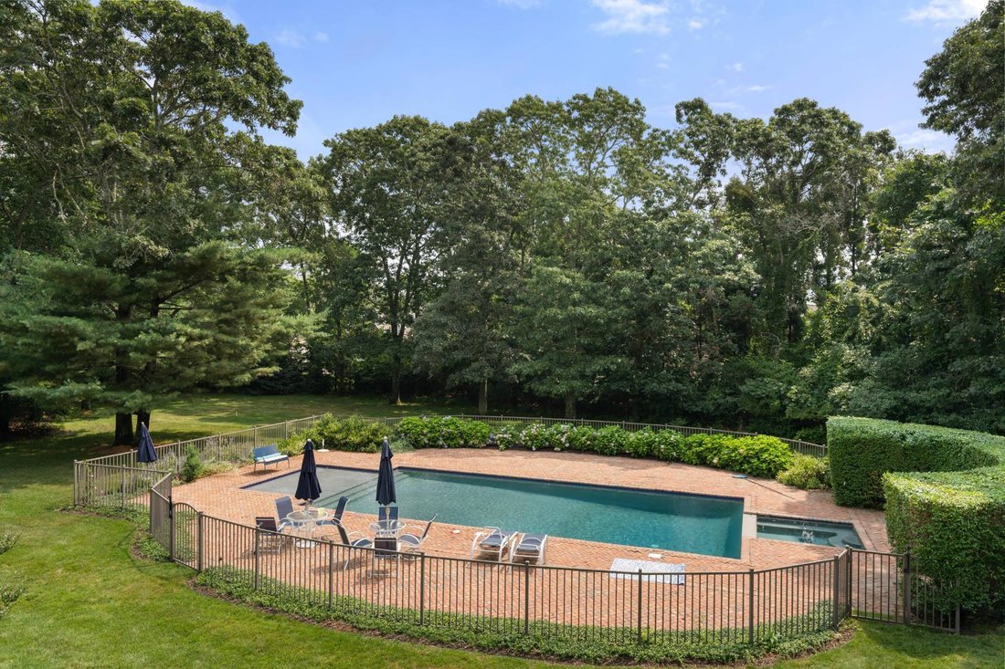 Generational Estate In The Heart Of Quogue In Quogue, New York, United