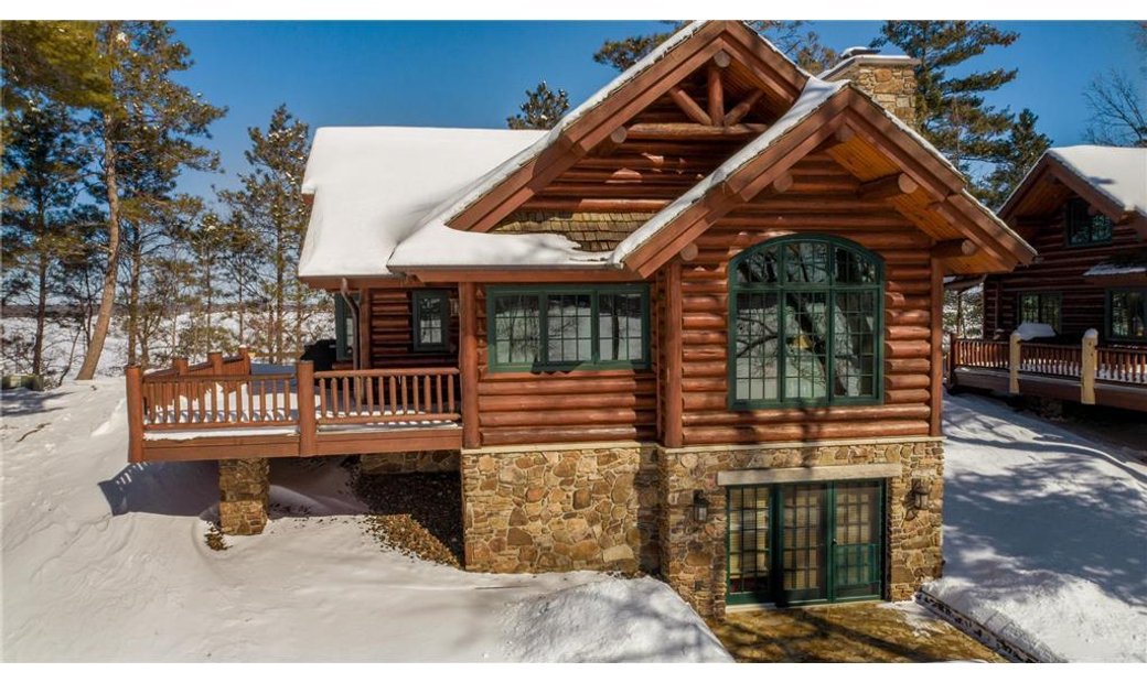 Lovely Lakeside Log Cabin In Breezy Point, Minnesota, United States For Sale (13204787)