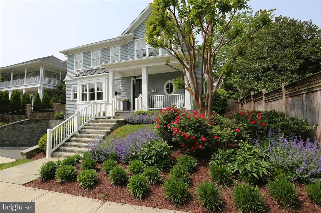 Stunning Modern Home In Edgemoor In Bethesda, Maryland, United States