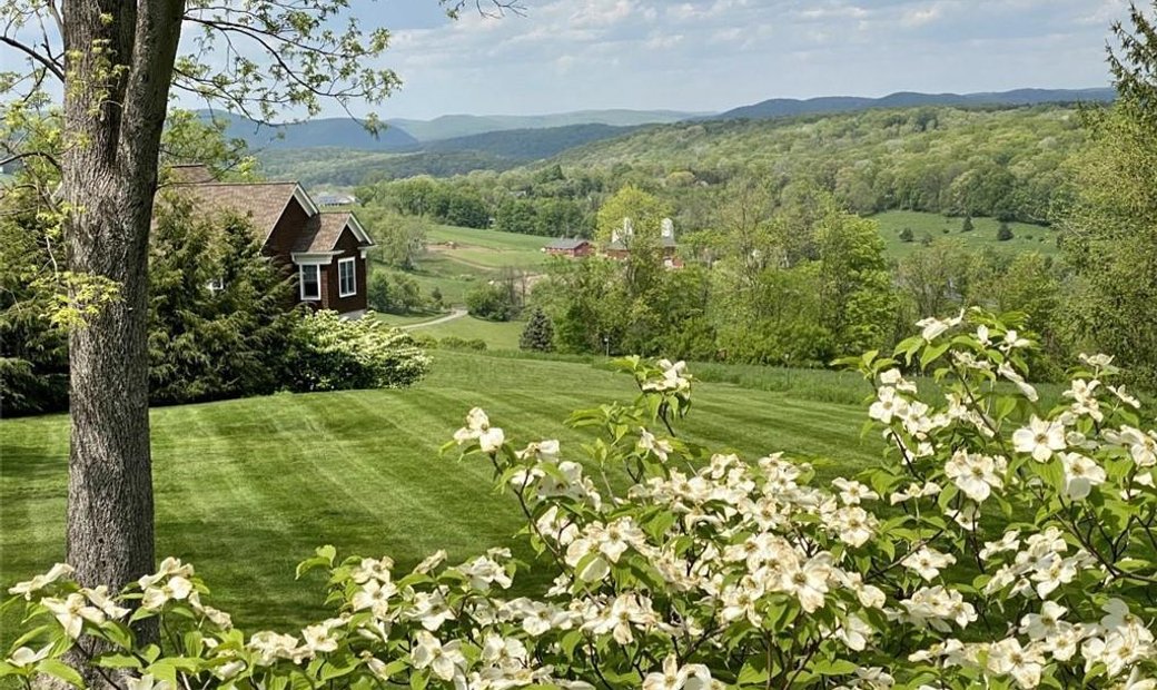 Stylish Home Offering Stunning Views Of In Sherman, Connecticut, United