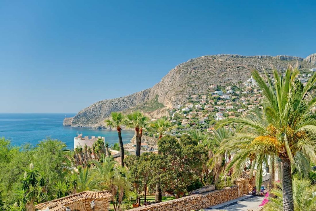 House in Calp / Calpe, Valencian Community, Spain 2 - 13214577