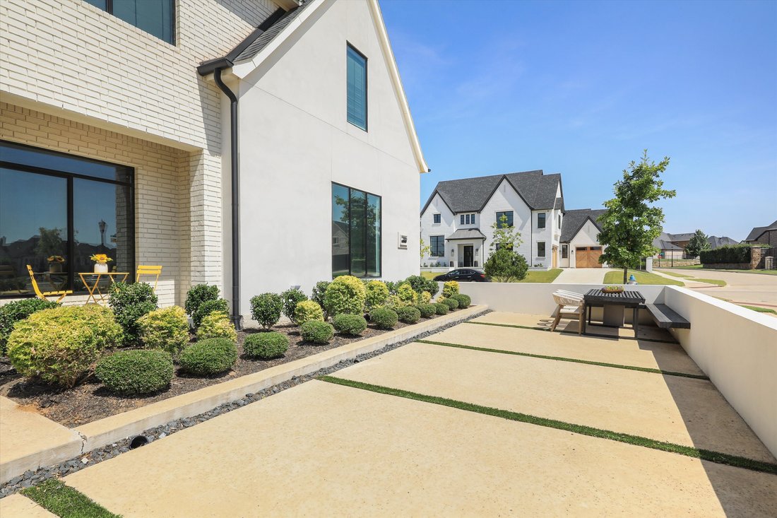 Exceptional Custom Home In Prestigious Saddle In Prosper, Tx, United