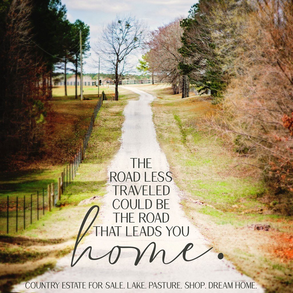 Stunning Home On 44 Acres In Thaxton, Mississippi, United States For