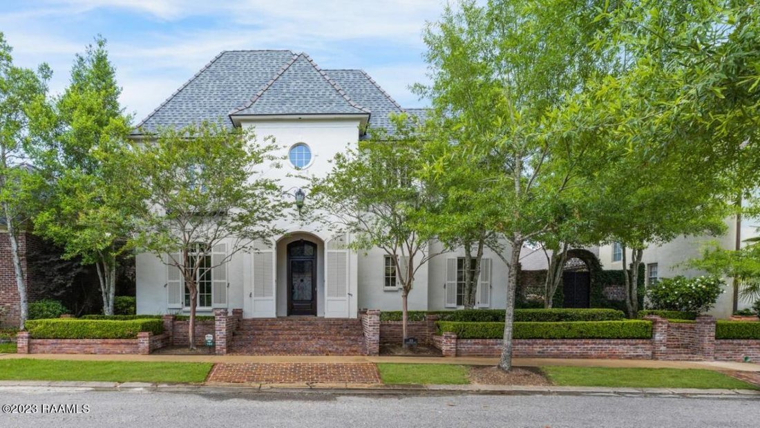 Luxury Custom Home With Timeless Design In Scott, Louisiana, United