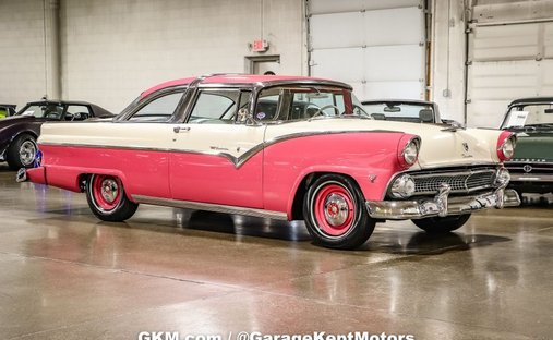 1955 Ford Fairlane Crown Victoria in Grand rapids, MI, United States 1
