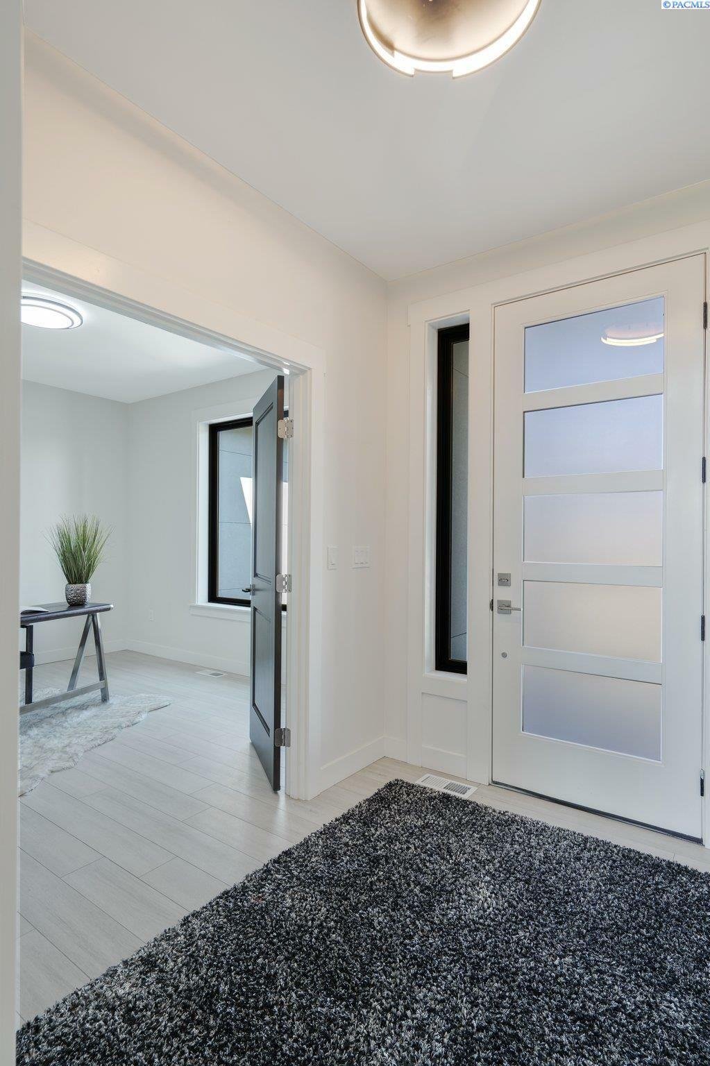 Luxury New Construction Home With Stunning In Pasco, Washington, United