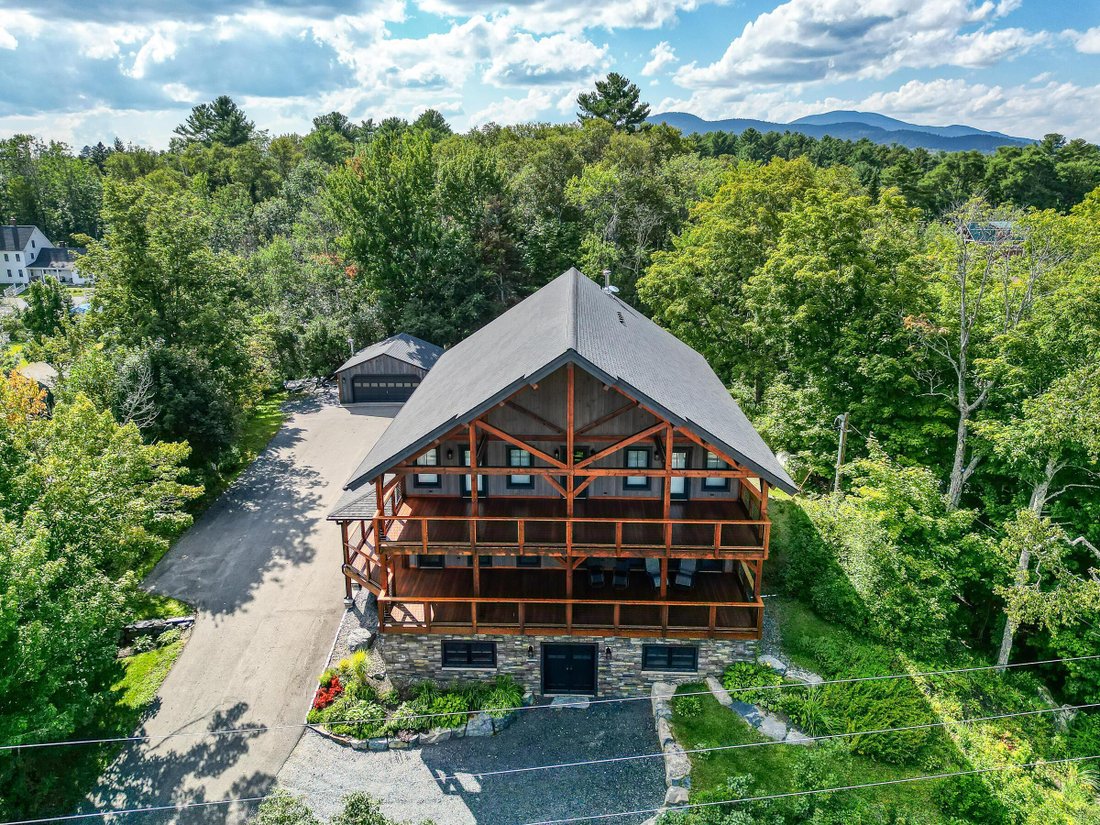 18 Lakeview Street In Beaver Cove, Maine, United States For Sale (13214490)