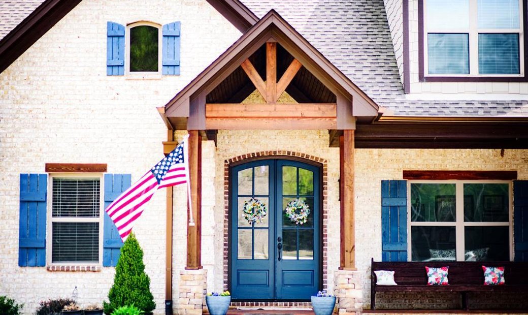 Stunning Home On 44 Acres In Thaxton, Mississippi, United States For