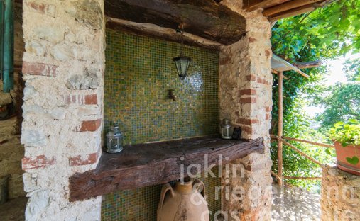 Castle for Sale in Trevi, Umbria, Italy