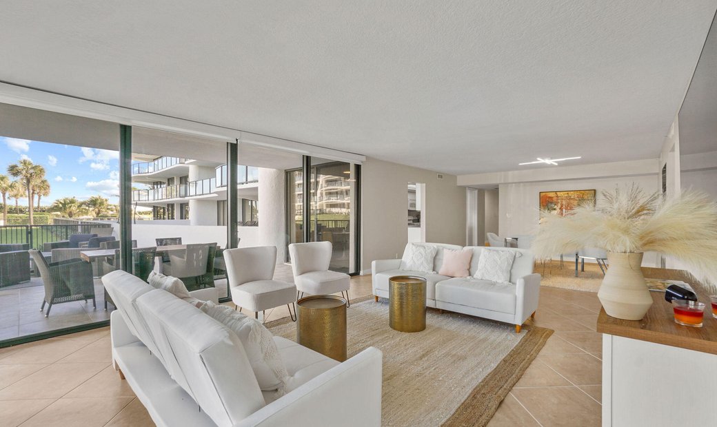 Condo Palm Beach In Palm Beach, Florida, United States For Sale (13217748)