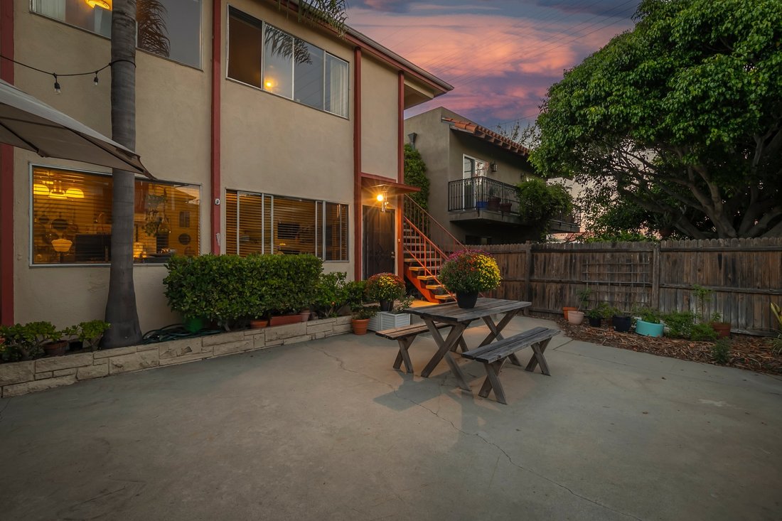 35 Buccaneer St In Marina Del Rey, California, United States For Sale