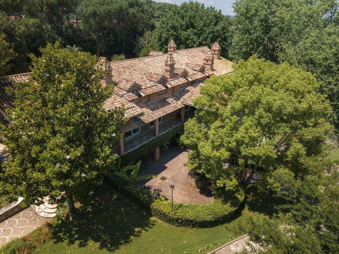 Villa in La Giustiniana, Rome, Italy 4 - 12895280