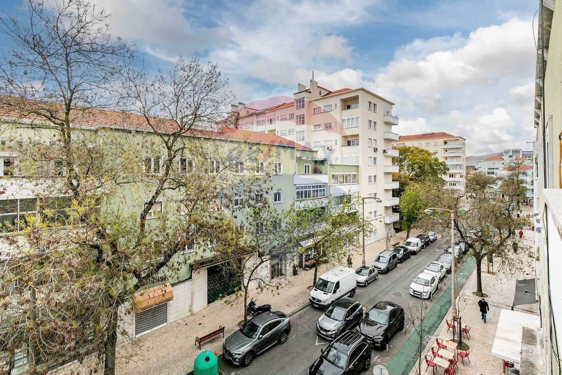 Estate in Areeiro, Lisbon, Portugal 5 - 13218974