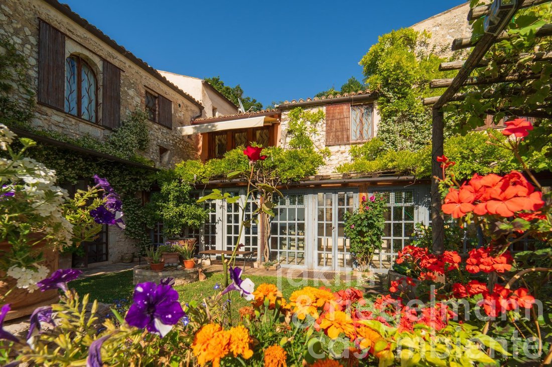 House in Trevi, Umbria, Italy 2 - 13217965