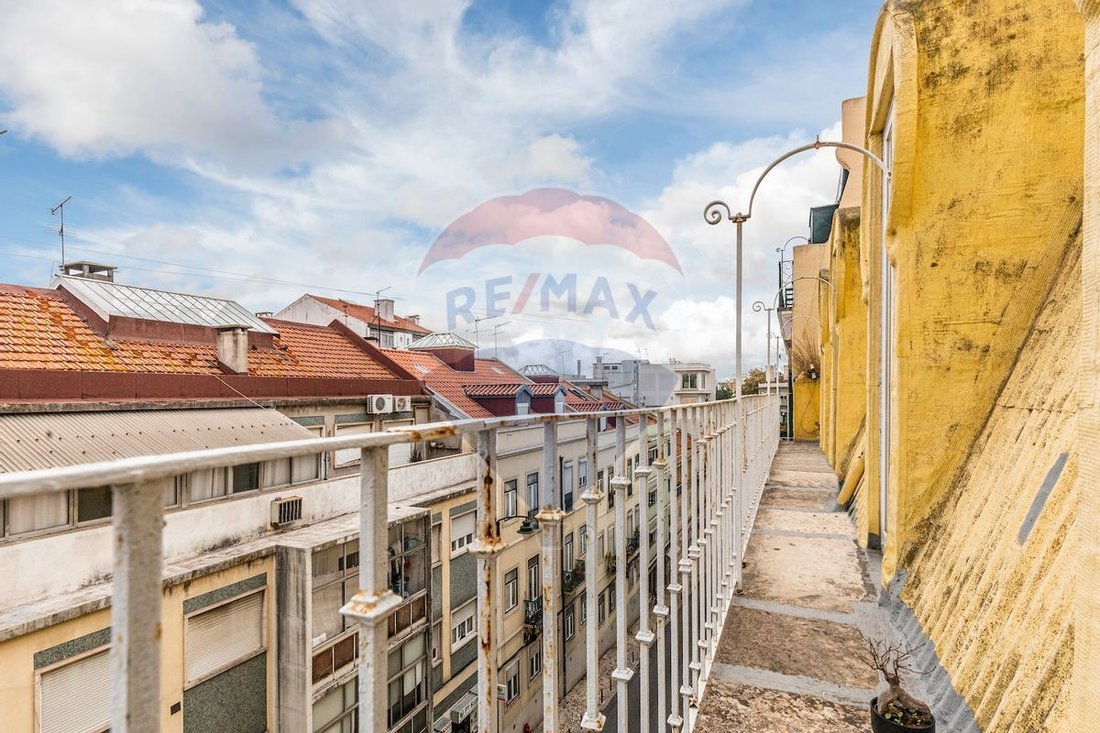 Apartment in Penha de Franca, Lisbon, Portugal 1 - 13220611