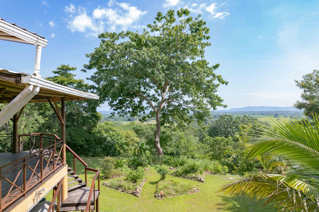 Country House in Cañas, Los Santos Province, Panama 1 - 13218127