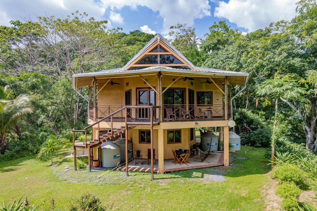 Panama Nature Retreat Near Playa Venao In Cañas, Los Santos Province ...