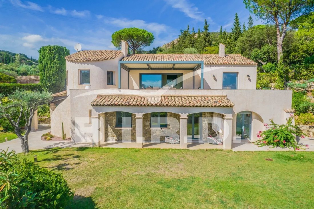 Grimaud Renovated Villa In A In Grimaud, Provence Alpes Côte D'azur, France For Sale (13220962)