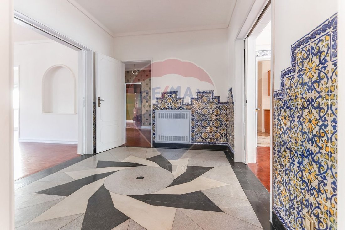 Apartment in Sao Domingos de Benfica, Lisbon, Portugal 2 - 13221104