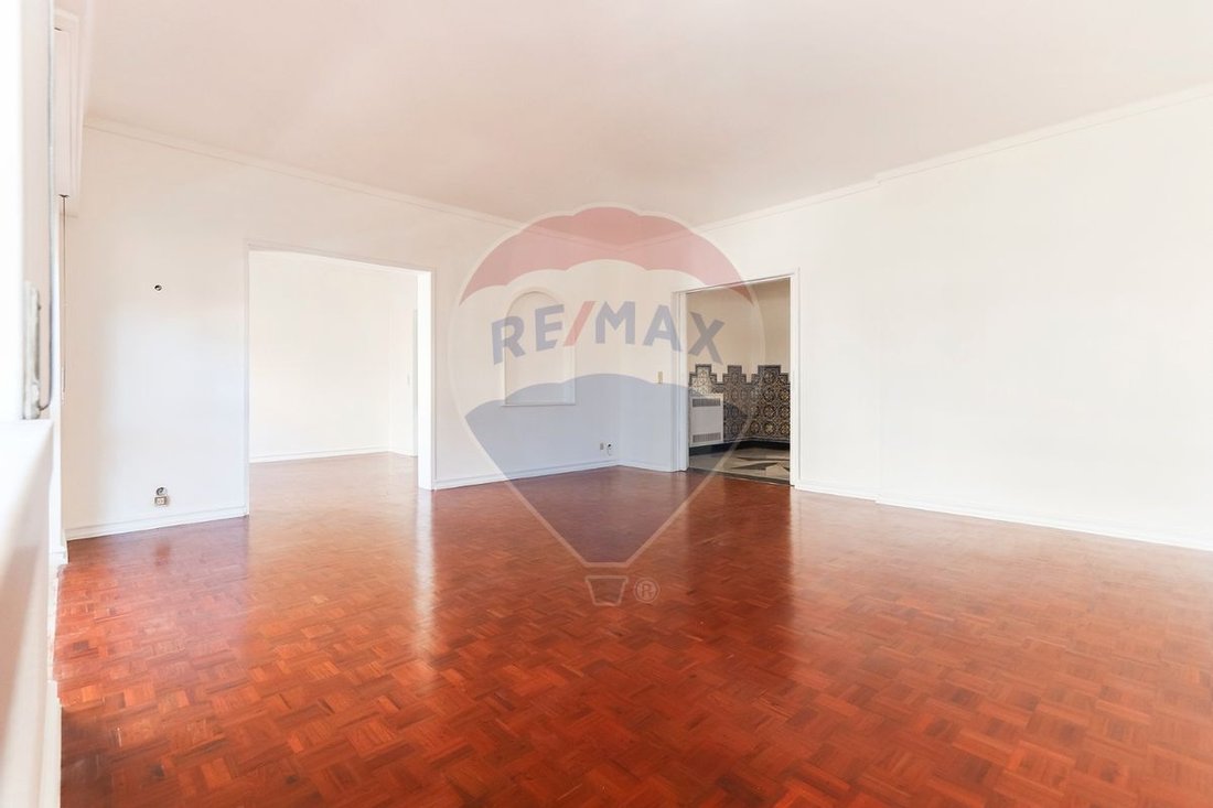 Apartment in Sao Domingos de Benfica, Lisbon, Portugal 4 - 13221104