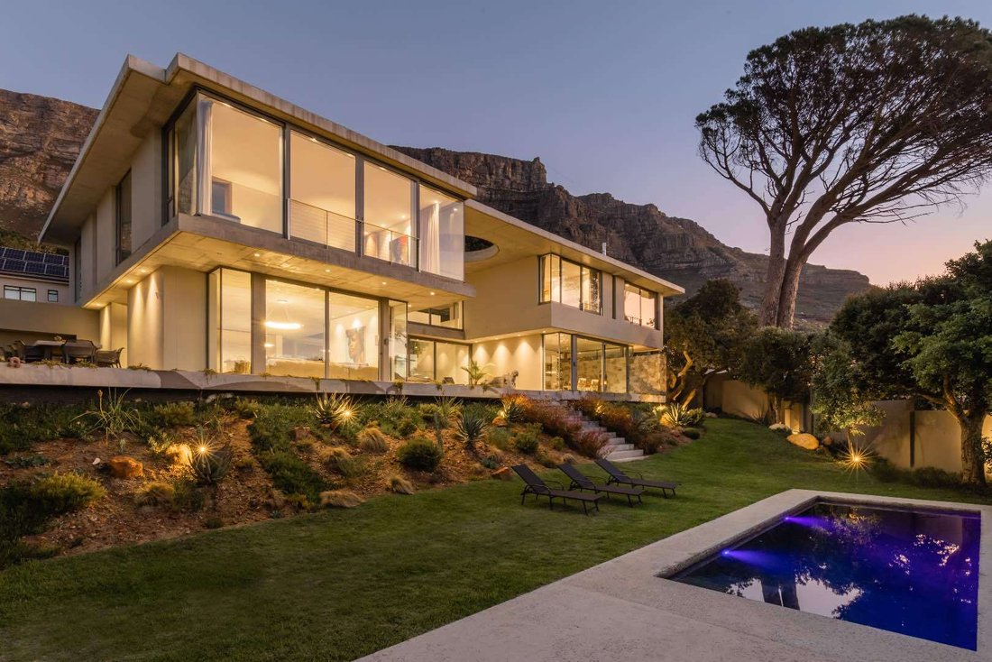 A Contemporary Architectural In Cape Town, Western Cape, South Africa