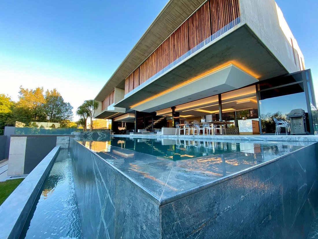 One Of Sa's Finest Real Estate Finds In Johannesburg, Gauteng, South