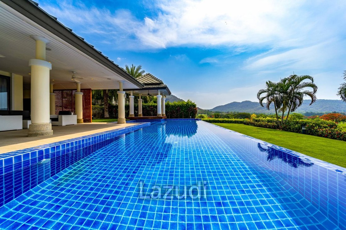 Villa in Hin Lek Fai, Prachuap Khiri Khan, Thailand 5 - 13226002