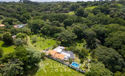 Casa en La Garita, Provincia de Alajuela, Costa Rica 1