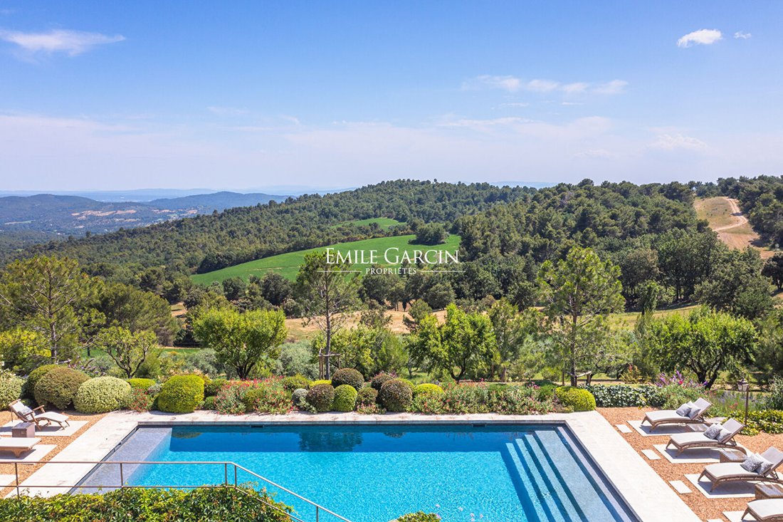 Villa in La Bastide-des-Jourdans, Provence-Alpes-Côte d'Azur, France 1 - 13226212