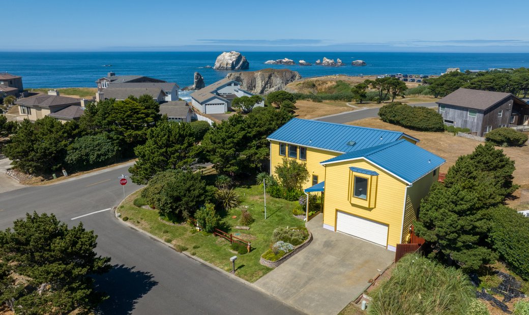 Bandon Beach House In Bandon, Oregon, United States For Sale (13227332)