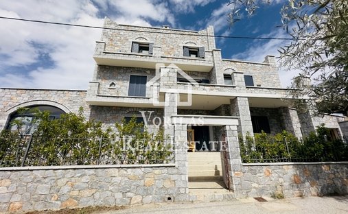 House in Anavissos, Attica, Greece 1
