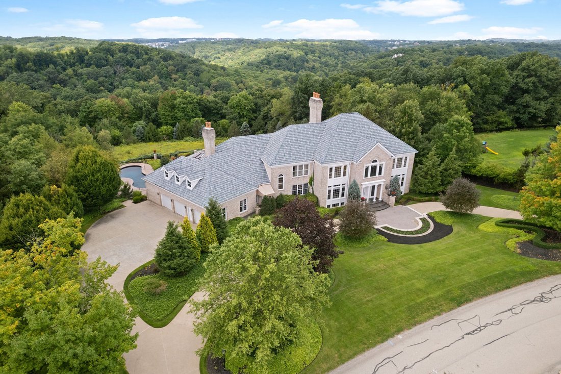 424 Heights Drive, Gibsonia, Pa 15044 In Gibsonia, Pennsylvania, United