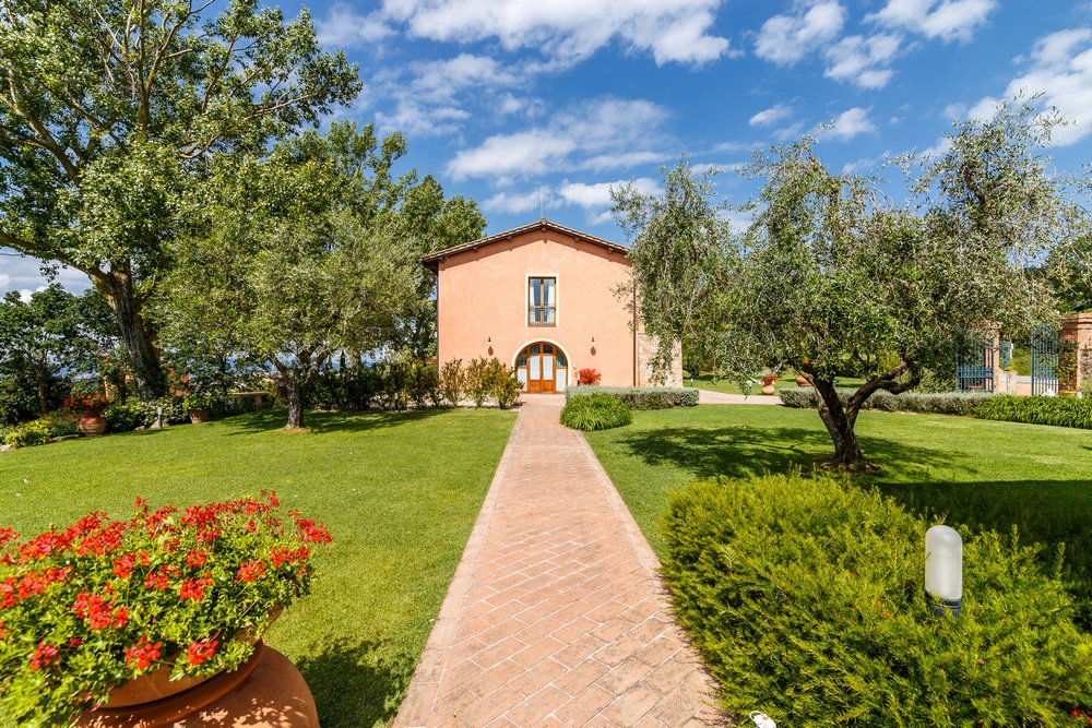 Estate in Volterra, Tuscany, Italy 3 - 13230039