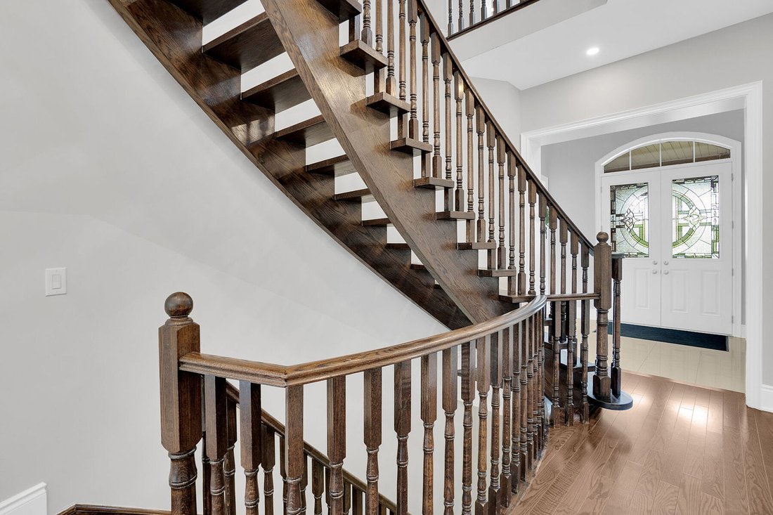 Nobleton York In Nobleton, Ontario, Canada For Sale (13227621)