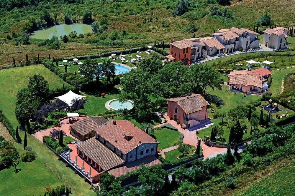 Estate in Volterra, Tuscany, Italy 2 - 13230039