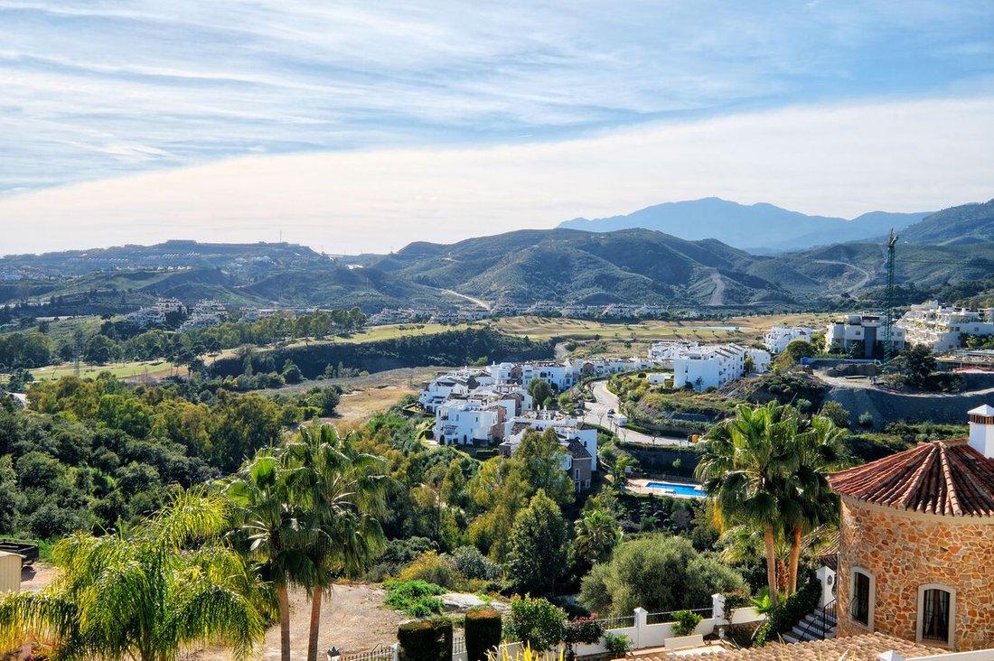 Villa in Benahavis, Andalusia, Spain 2 - 13229706