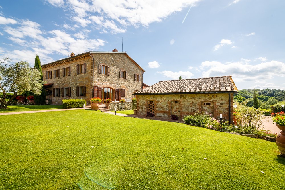 Estate in Volterra, Tuscany, Italy 5 - 13230039