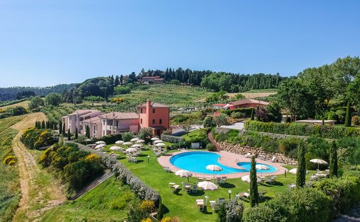 Estate in Volterra, Tuscany, Italy 1