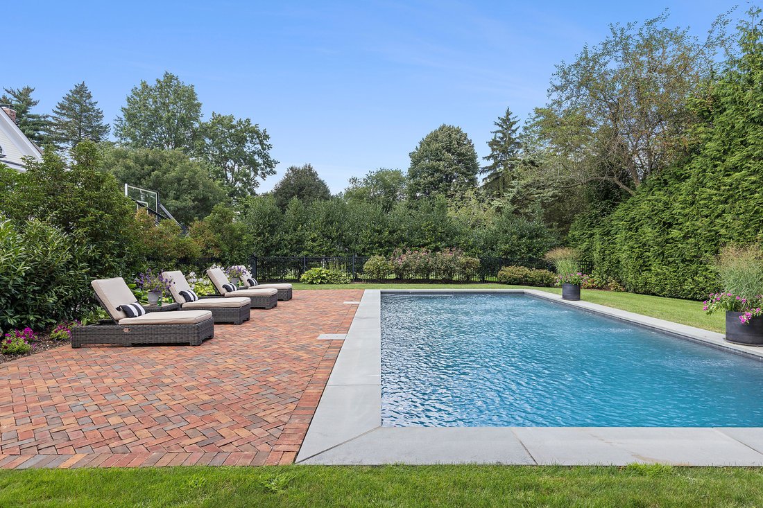 50 South Drive, Manhasset, Ny 11030 In Manhasset, New York, United States For Sale (13230578)