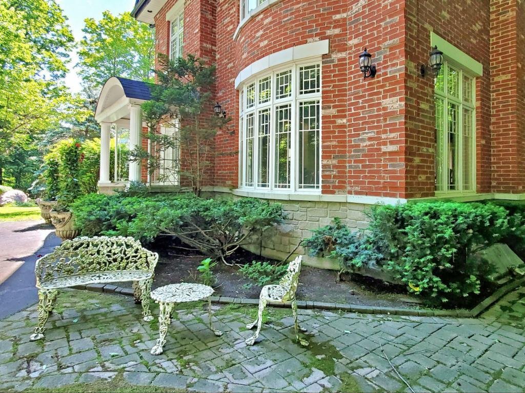 Single Family Detached Richmond Hill In Gormley, Ontario, Canada For