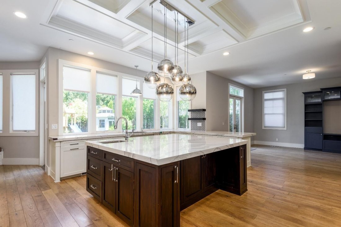 Light Filled Hamptons Style Home In In Emerald Hills, California