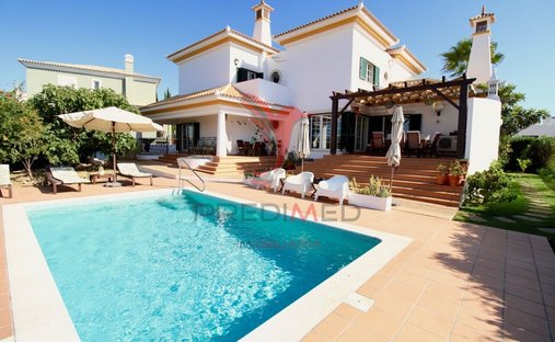 Maison à Santa Bárbara de Nexe, Algarve, Portugal 1